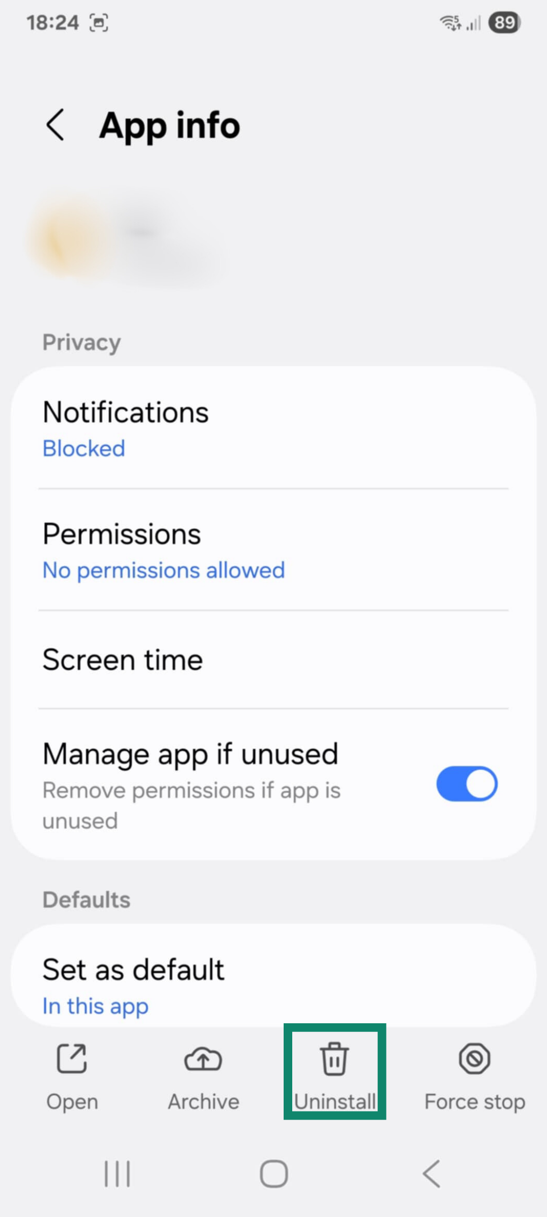 An app info screen with the uninstall button highlighted