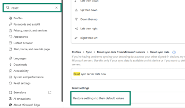 "Restore settings to their default value" option highlighted in Microsoft Edge's settings.